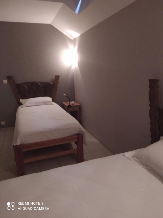 Le Saloon Hotel Chazey-sur-Ain Exterior foto