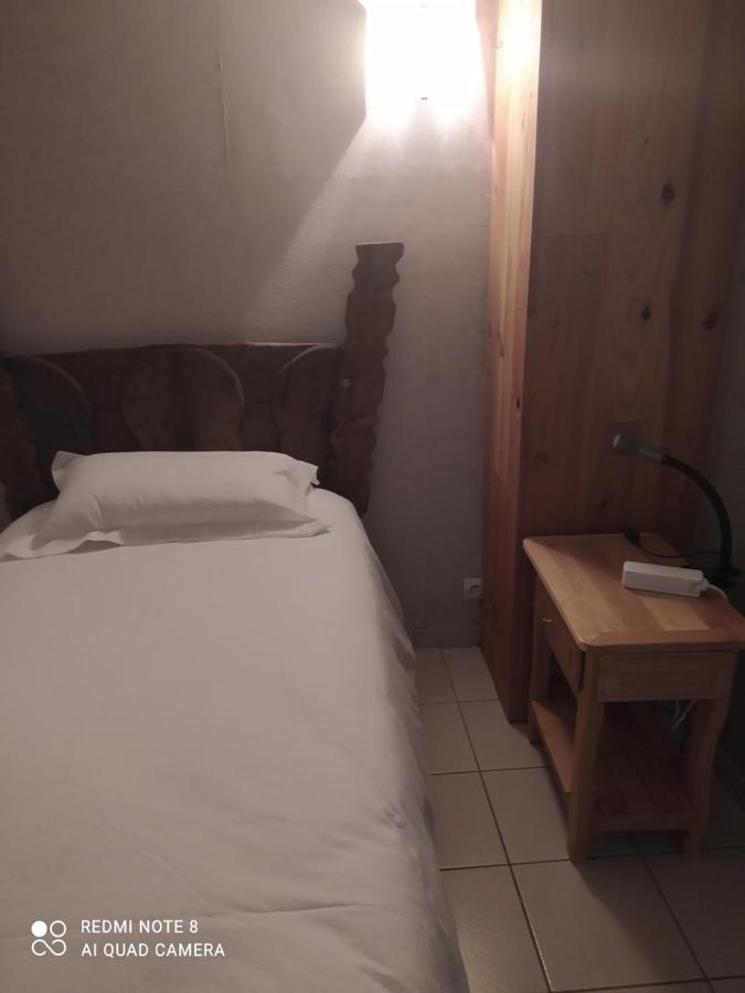 Le Saloon Hotel Chazey-sur-Ain Exterior foto